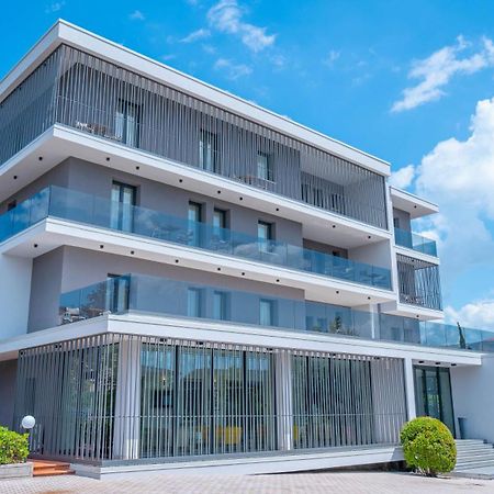 Hotel Bella Peschiera Песк'єра-дель-Гарда Екстер'єр фото