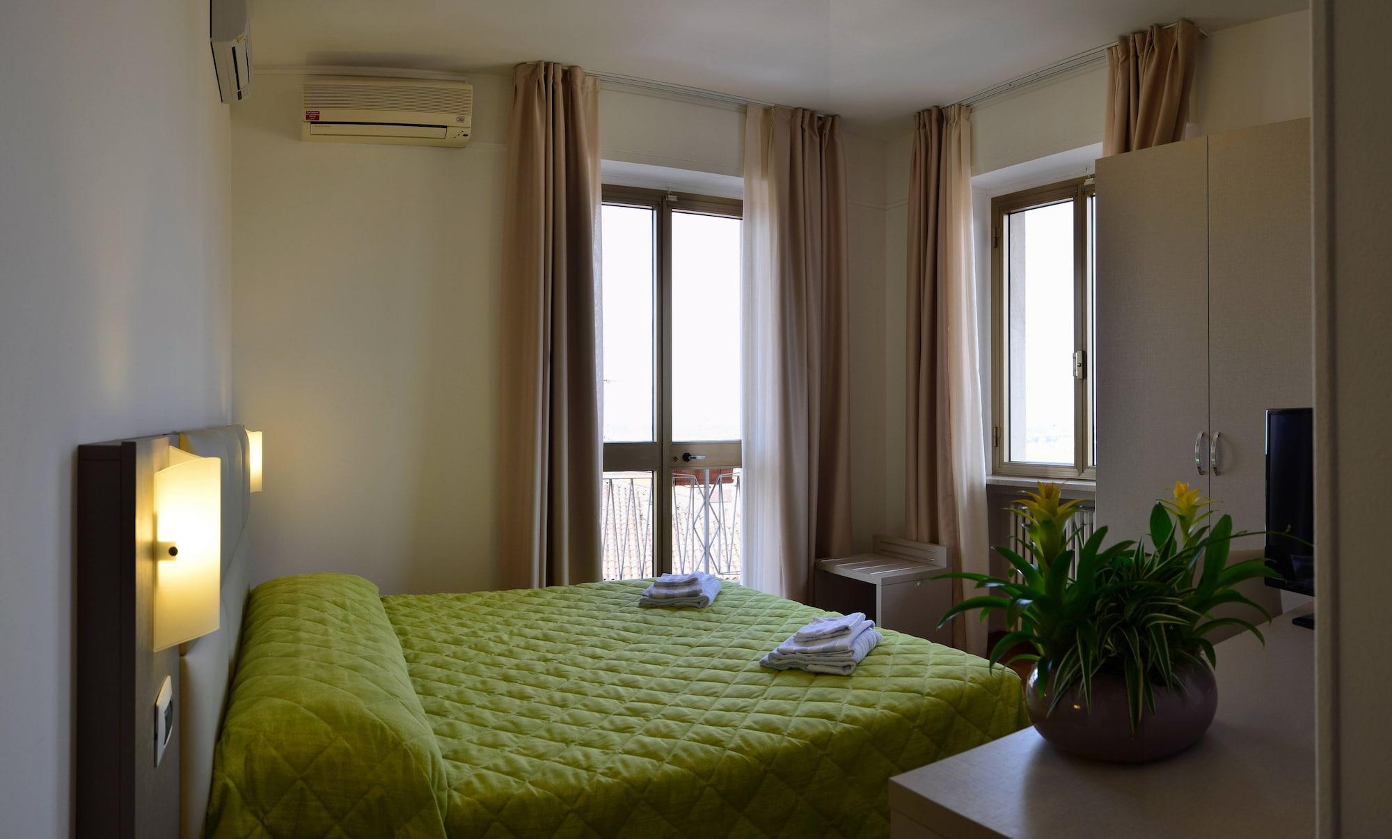 Hotel Bella Peschiera Песк'єра-дель-Гарда Екстер'єр фото