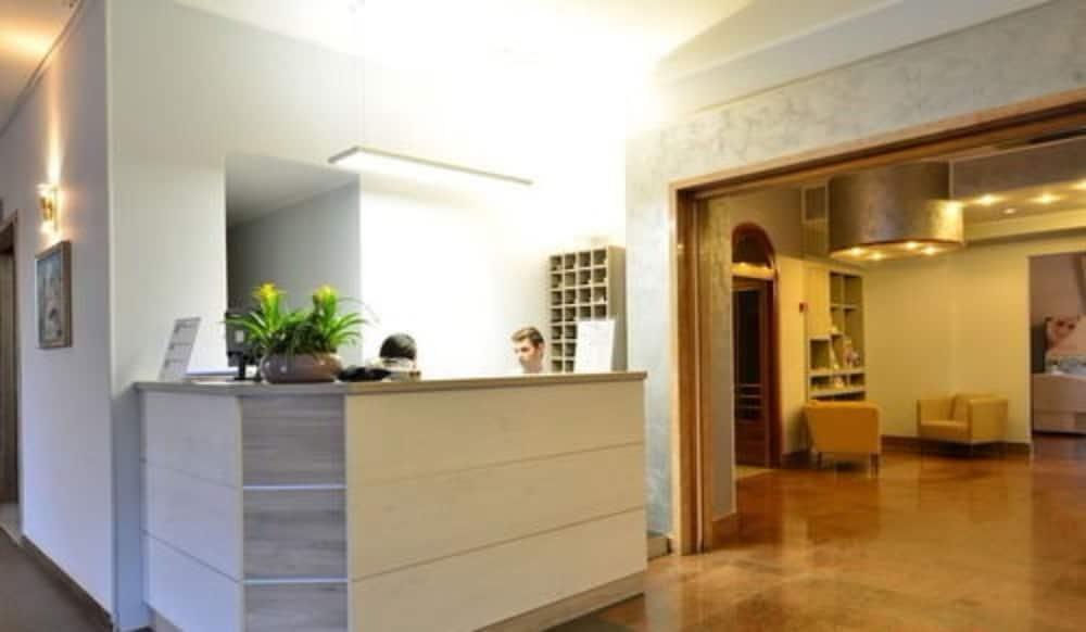 Hotel Bella Peschiera Песк'єра-дель-Гарда Екстер'єр фото