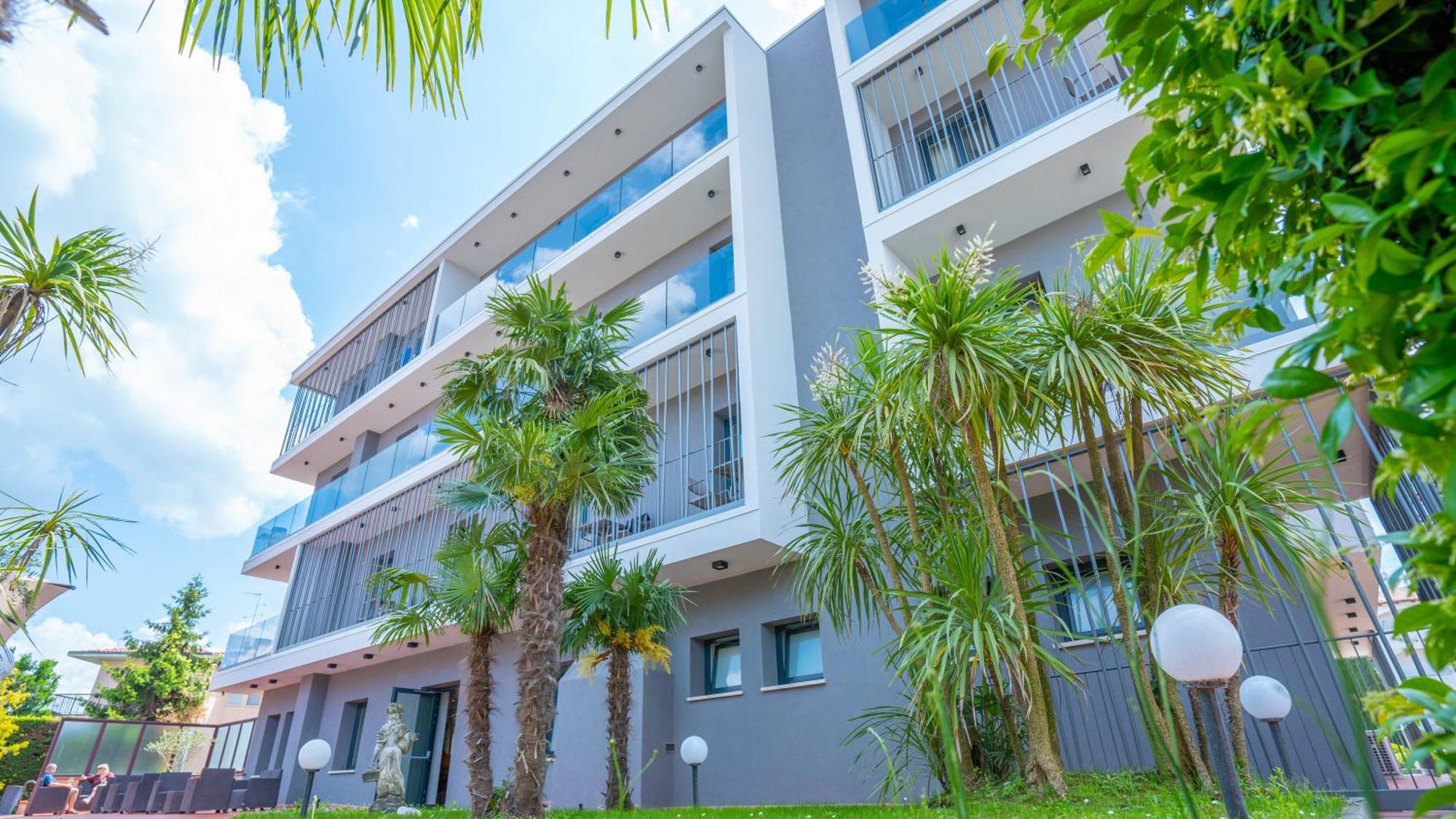 Hotel Bella Peschiera Песк'єра-дель-Гарда Екстер'єр фото